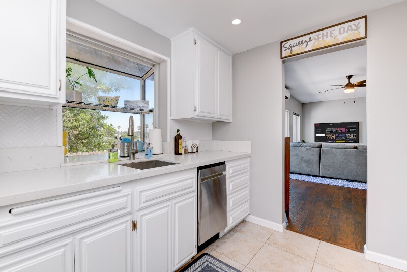 Building Photo - 8046 Lemon Ave