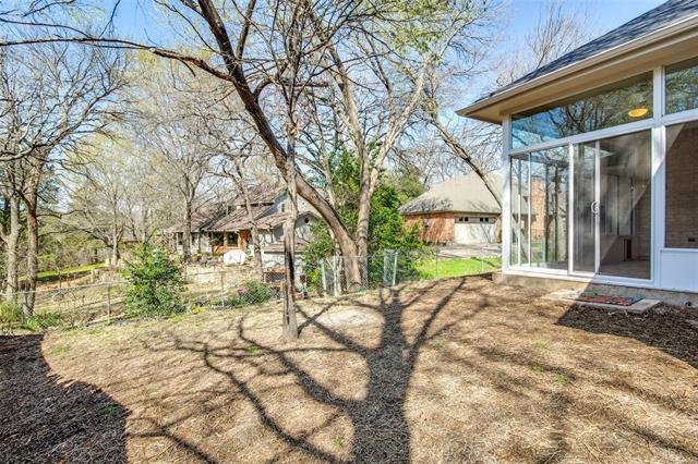 Building Photo - 1214 Sandhurst Ct