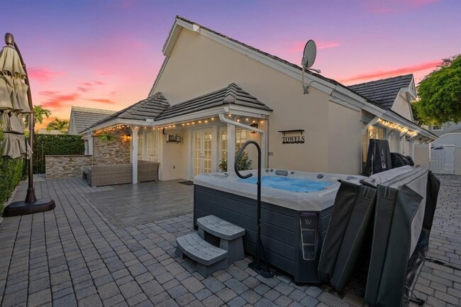 Building Photo - 9937 NW 47th Ter