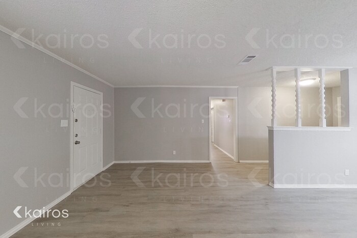 Building Photo - 7148 Misty Meadow Dr S