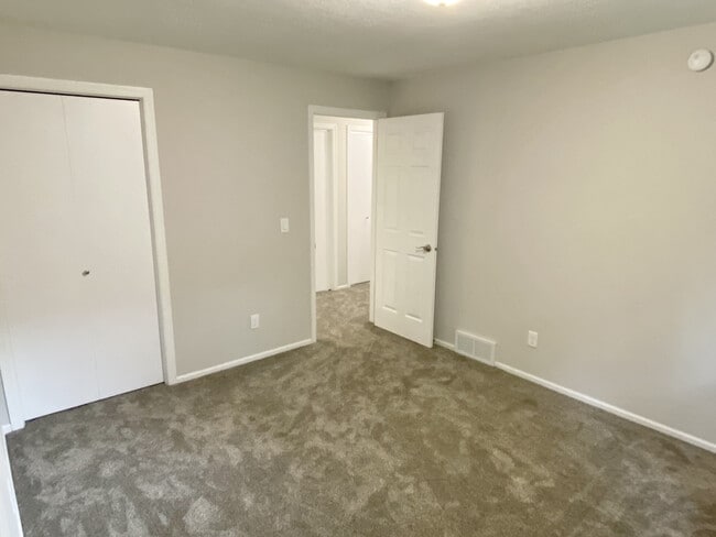 Building Photo - 8553 Baltimore St NE