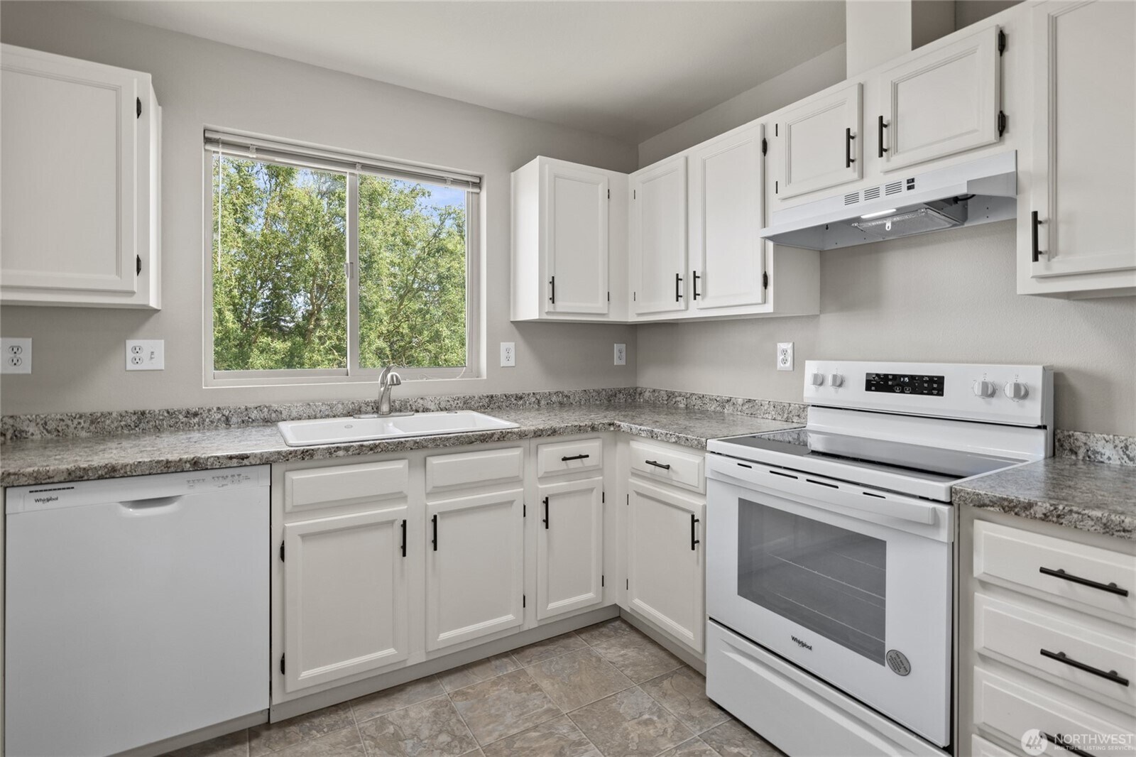 Clean, updated appliances - 502 E River Ave