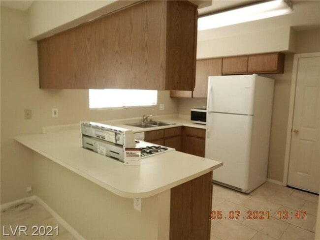Building Photo - COMING SOON - Ready no later than Mid-June