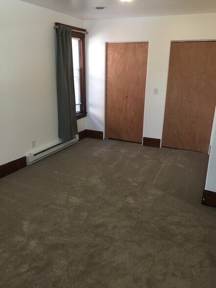 Master Bedroom - 56 Genesee St
