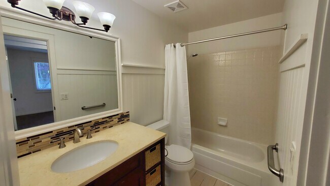 Building Photo - 9266 S Edenbrook Way