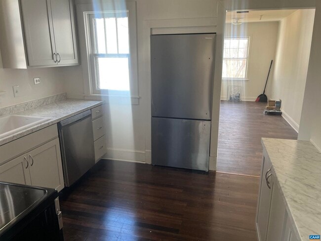 Building Photo - 1227 Blue Ridge Ave