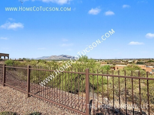 Building Photo - 5544 N Palo Verde Vista Pl