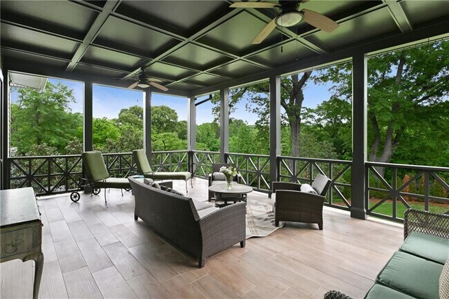 Building Photo - 635 Bonaventure Ave NE