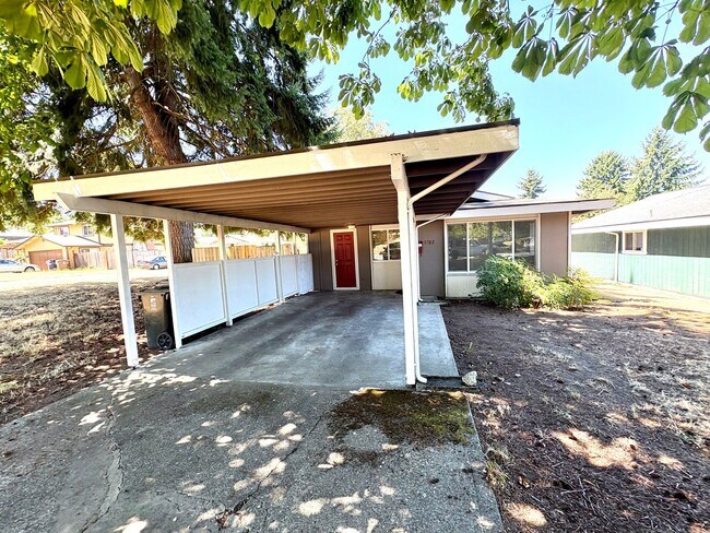 Building Photo - Cozy & Clean 3BR Home in North Tacoma