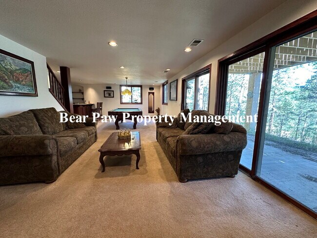 Building Photo - New Lower Price on this Magnificent Home in The Ridge!!