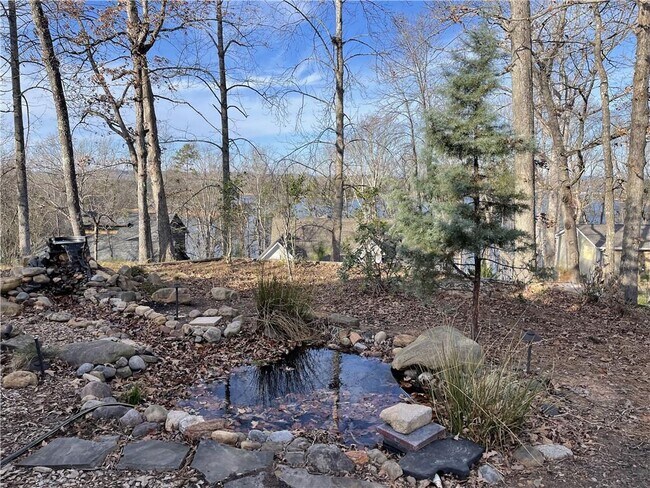 Building Photo - 3492 Point View Cir