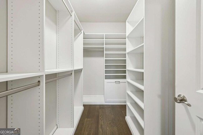 Building Photo - 355 Cricket Ln