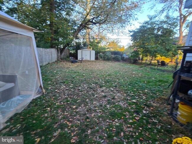 Building Photo - 133 E Mt Airy Ave