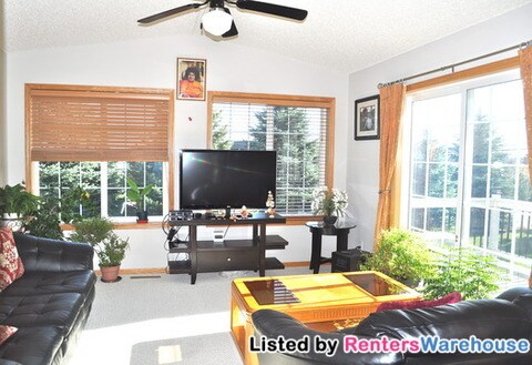 Building Photo - 21354 Idaho Ave