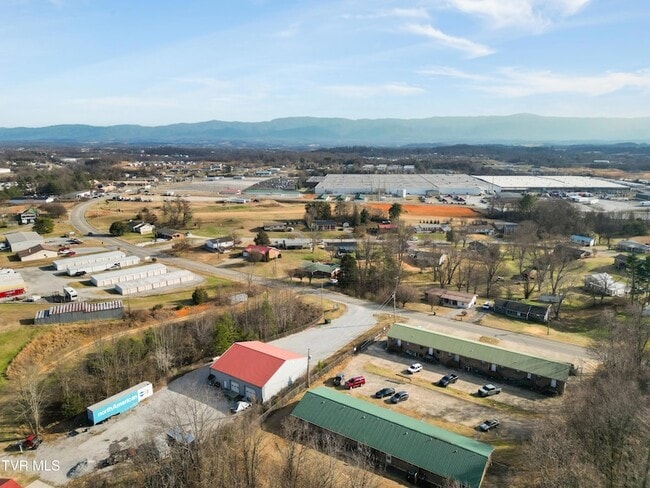 Building Photo - 1001 Kiser Blvd