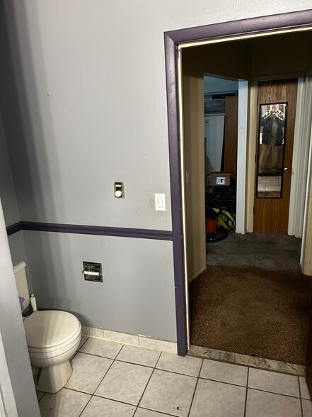 Bathroom looking into hall - Oak Forest Apartments