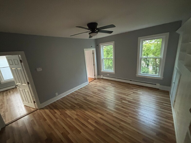 Building Photo - 24 Miles St