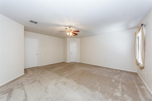 Building Photo - 8709 Stonebriar Ln