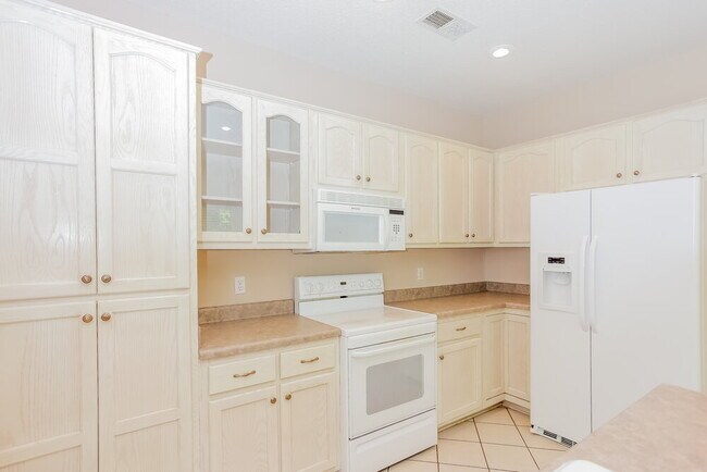 Building Photo - 9296 McClendon Cir N