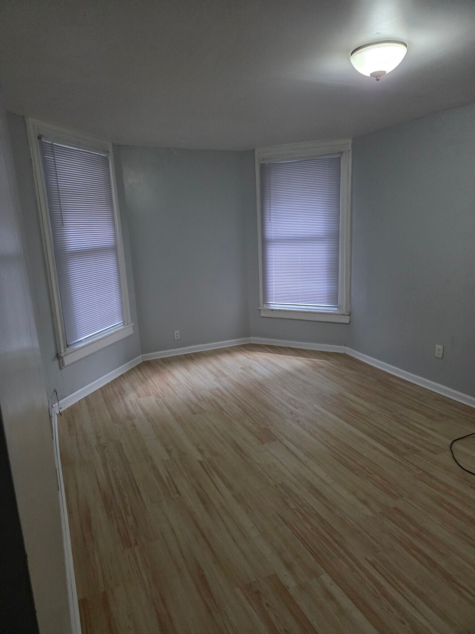 Master br - 117 Seaview Ave