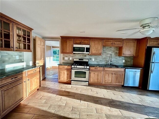 Building Photo - 32 Seaspray Way