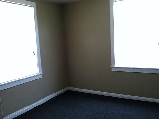 Building Photo - 5344 Leeland St