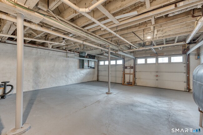 Building Photo - 23 Moulton Rd