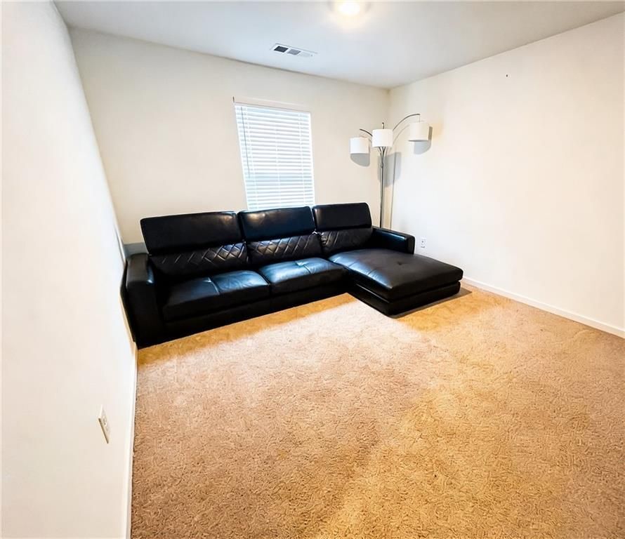 Building Photo - 602 Lofty Ln