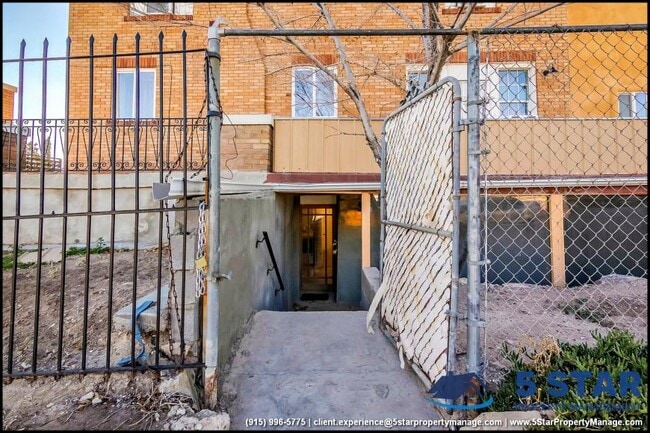 Building Photo - 1 bedroom in El Paso TX 79902