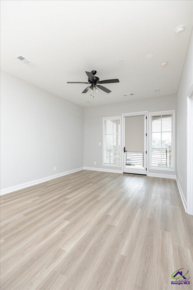 Building Photo - 1013 Northside Dr