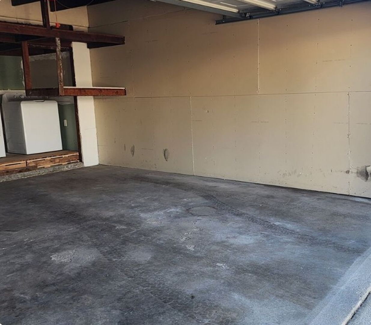 Building Photo - 12219 Ocean Park Blvd