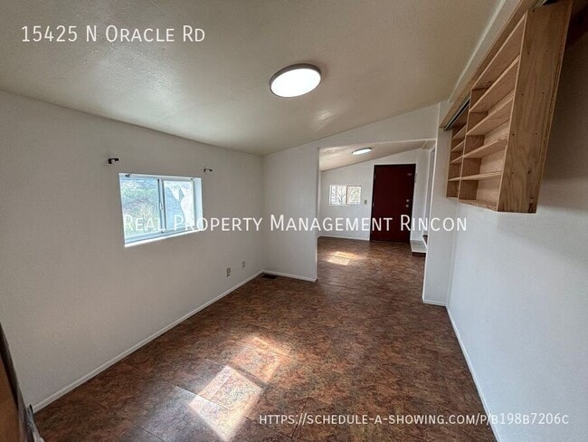 Building Photo - 15425 N Oracle Rd
