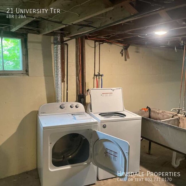 Building Photo - 21 University Terrace