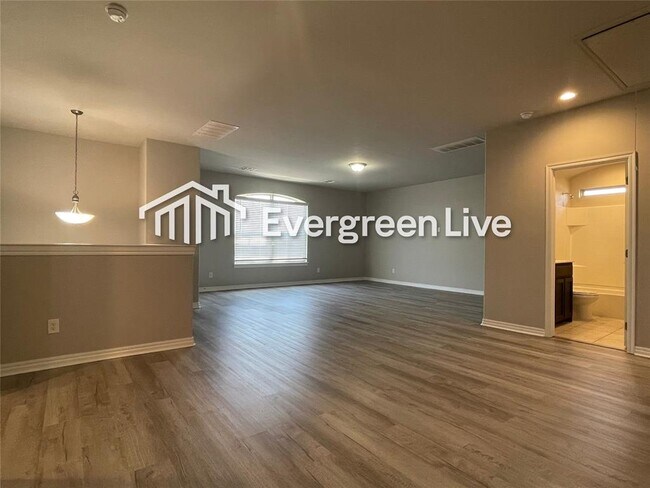 Building Photo - 3605 Molly Dr