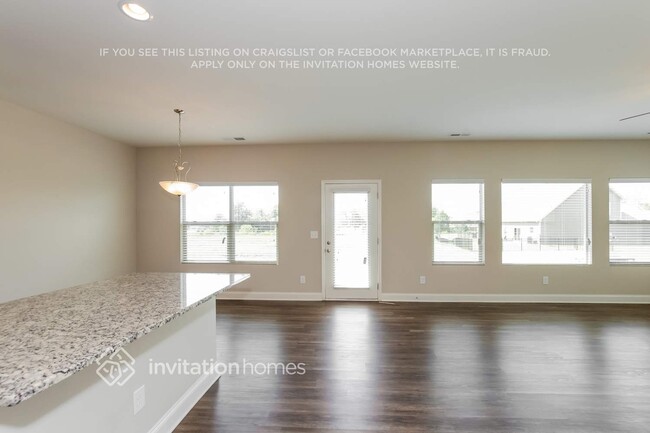 Building Photo - 5337 Roberta Crossing Dr