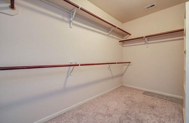 Building Photo - 23714 Legacy Oak St
