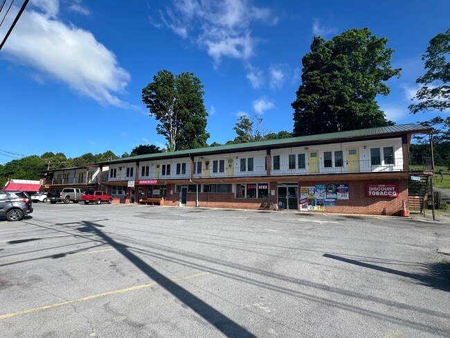 Primary Photo - 404 W Jackson Blvd