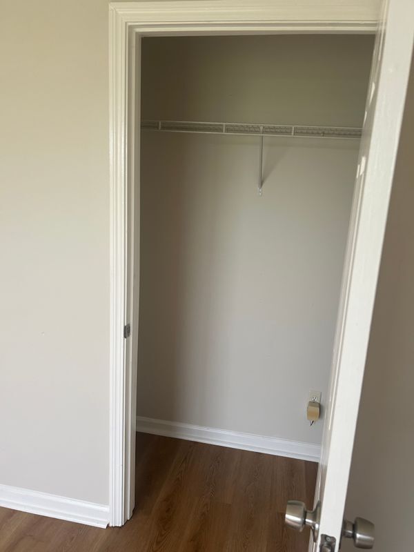 Building Photo - 8102 Fairington Village Dr