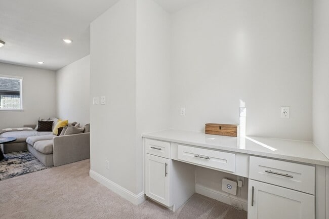 Building Photo - 11422 Chepstow Crescent Ct