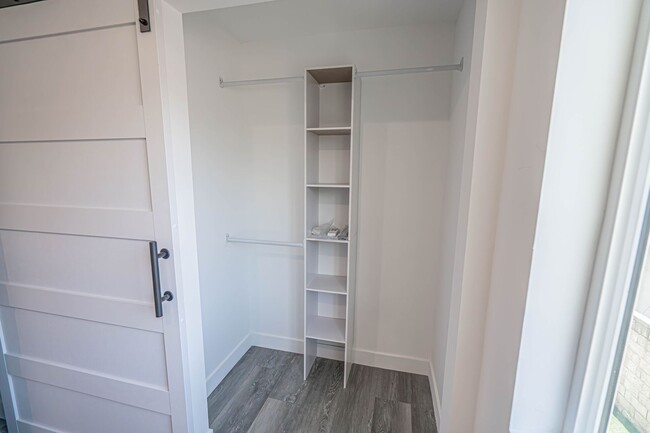 Building Photo - ADU 2 Bedroom for Rent in Sylmar!