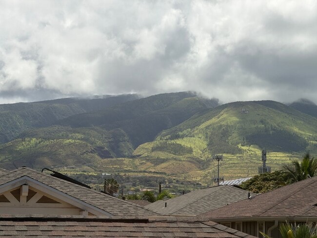 Building Photo - Kahoma Village Home