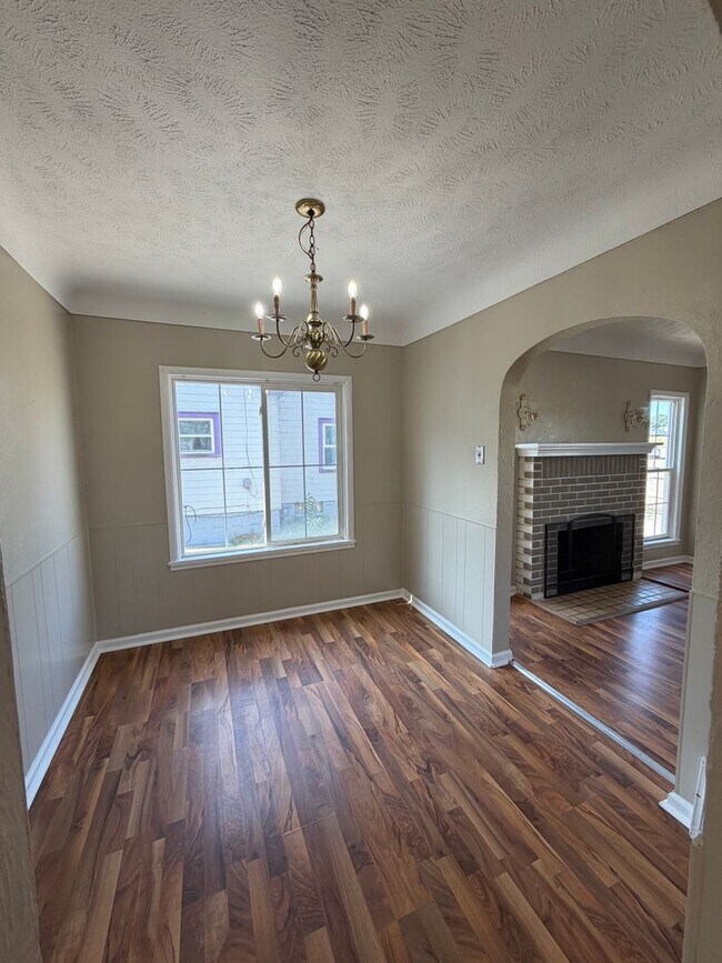 Building Photo - 137 Highland Ave