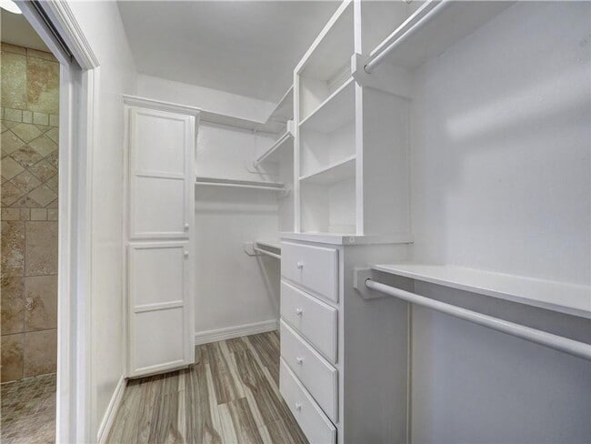 Building Photo - 4 BD 2BTH house in Flour Bluff