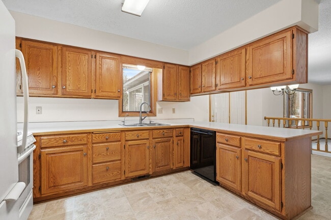 Building Photo - 9173 Princeton Rd