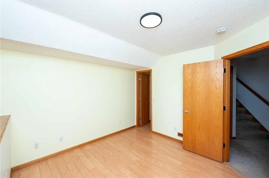 Building Photo - 973 Wildflower Ct