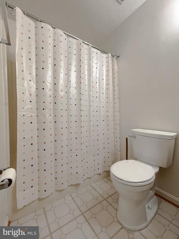 Building Photo - 109 Morris Dr