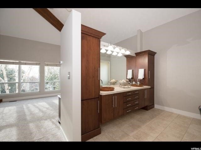 Building Photo - 1407 Chancellor Way