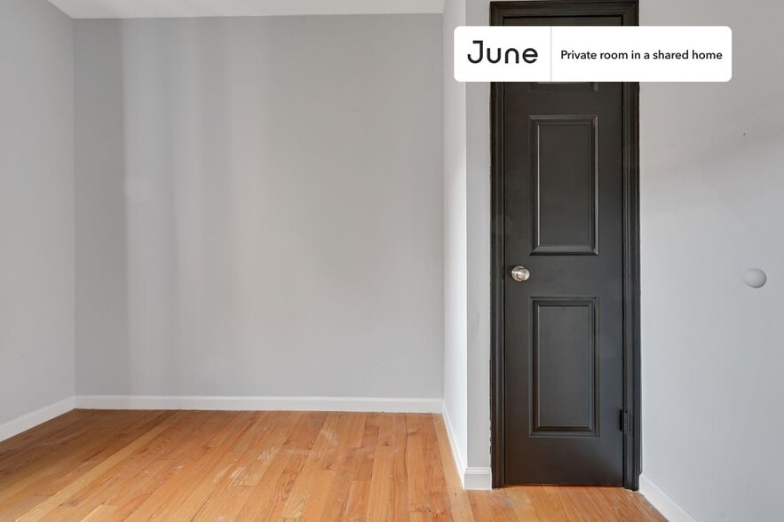 Building Photo - Room in Shared 4 bed/1.5 bath home