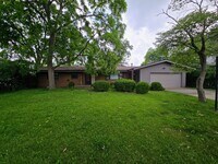 Building Photo - Beautiful Home Located in Historic Urbana