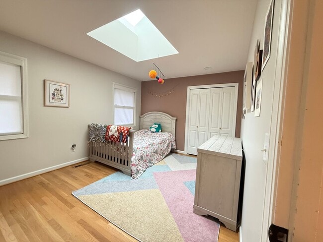 Building Photo - Beautiful & Bright! Stunning Council Crest Home W/ Exceptional Outdoor Sitting/Entertaining Areas!